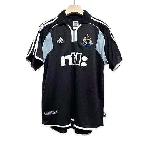 2a Equipación Newcastle FC 2000-01