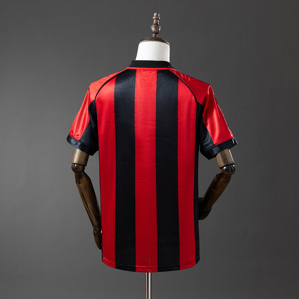 Milán 98/99